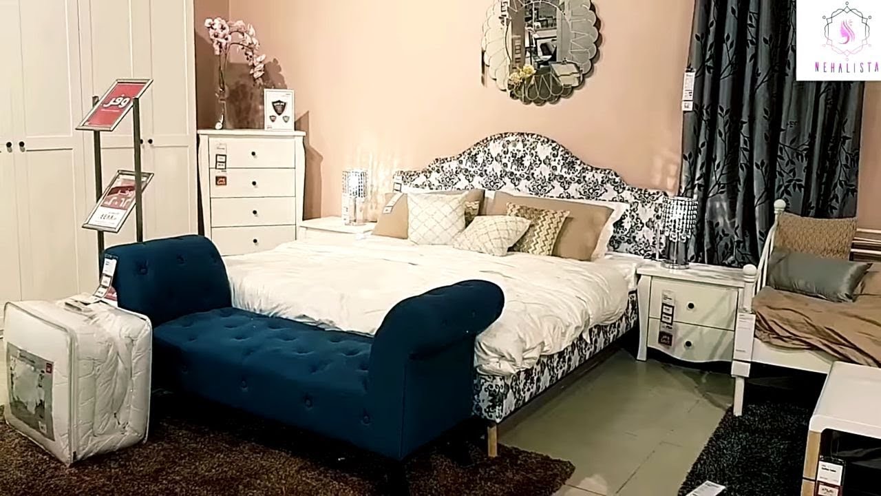 نوفر خدمة التوصيل والتركيب لمنتجات هوم بوكس وأبيات مع فنيين متخصصين لتجميع الأثاث في مكانه بالشكل الصحيح.